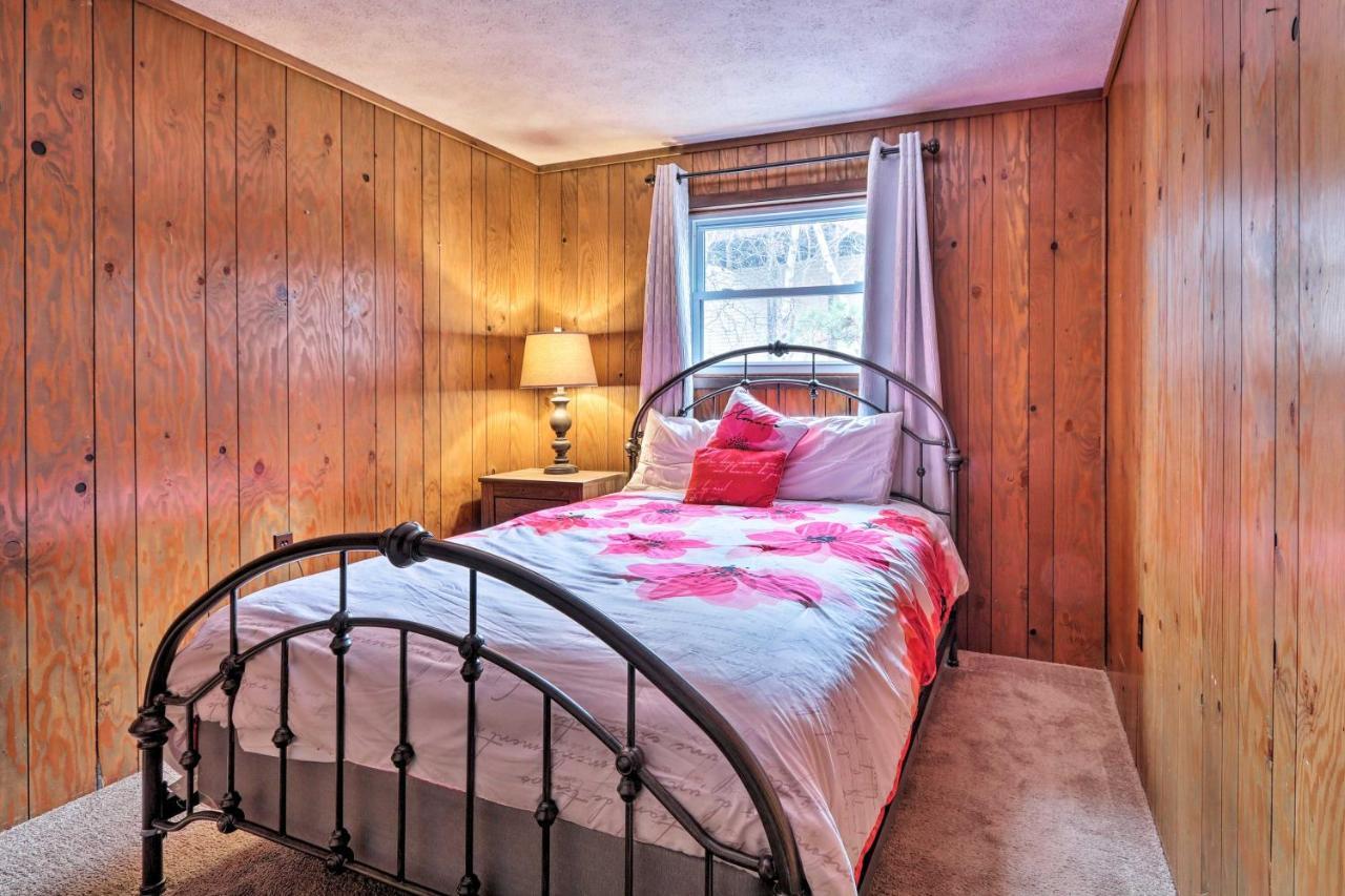 Quiet Poconos Getaway 23 Mi To Camelback Mountain Villa Albrightsville Eksteriør bilde